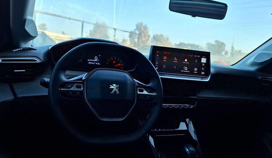 Peugeot 208 1.6L STYLE TIPTRONIC Hatchback 2022