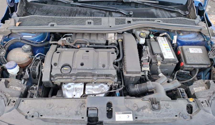 Peugeot 208 1.6L STYLE TIPTRONIC Hatchback 2022