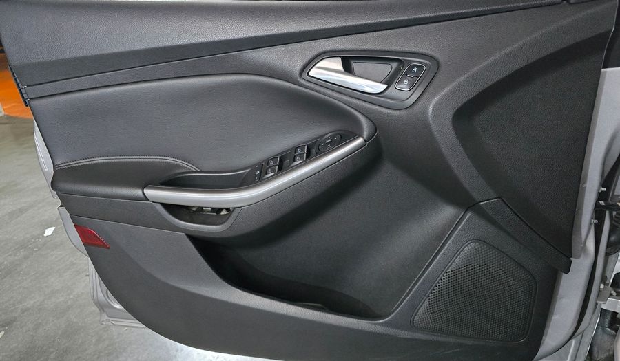Ford Focus Iii 2.0 SE AT Hatchback 2018