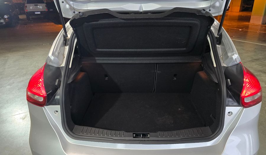 Ford Focus Iii 2.0 SE AT Hatchback 2018