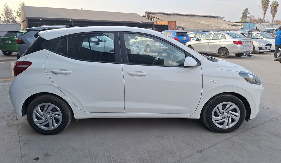Hyundai Grand I10 1.2 PLUS Sedan 2022