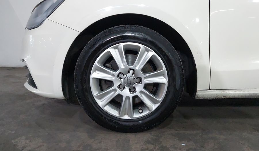 Audi A1 1.4 TFSI COOL S TRONIC Hatchback 2015