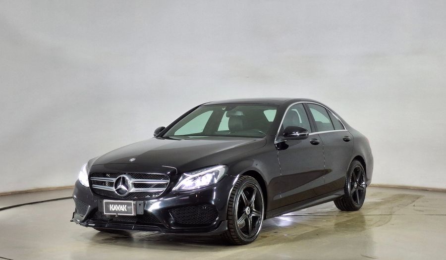 Mercedes Benz Clase C 2.0 300 AUTO Sedan 2017