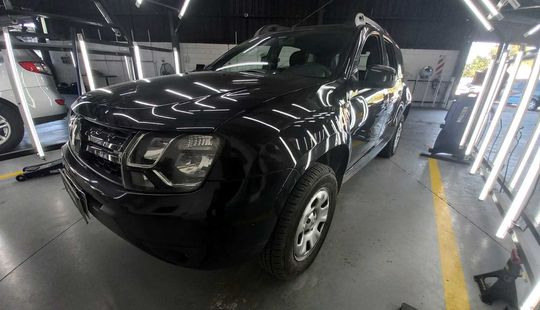 Renault • Duster