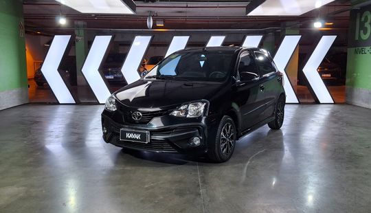 Toyota • Etios