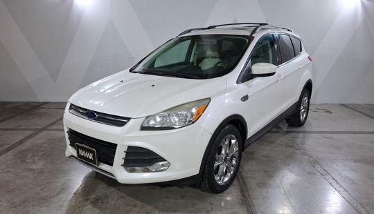 Ford • Escape