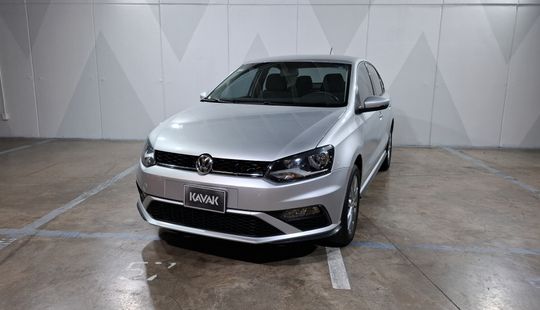 Volkswagen • Vento