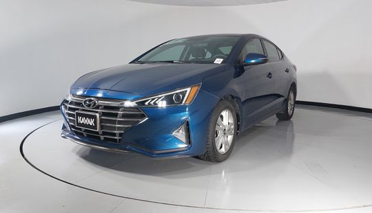 Hyundai • Elantra