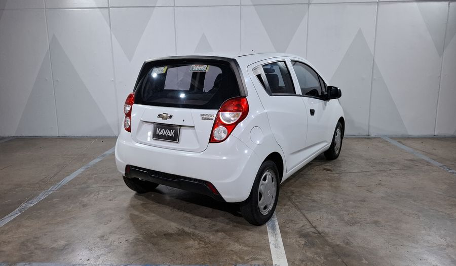 Chevrolet Spark Classic 1.2 LS A MT Hatchback 2017