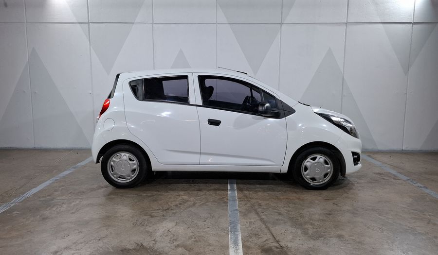 Chevrolet Spark Classic 1.2 LS A MT Hatchback 2017