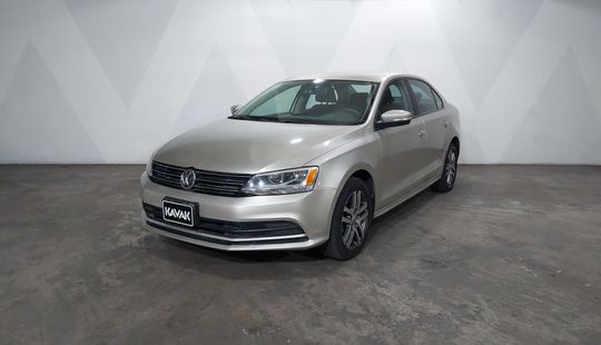 Volkswagen • Jetta