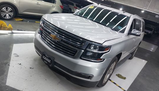 2016 • 115,202 km • Automático