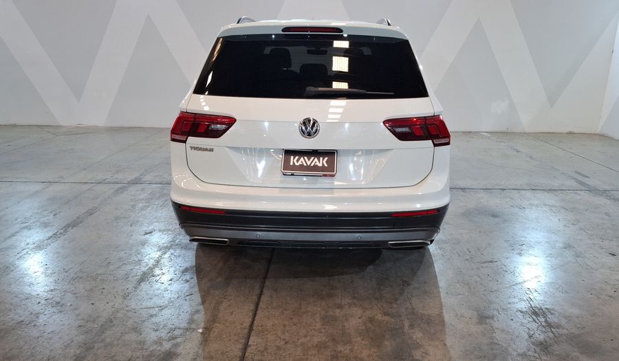 Volkswagen Tiguan 1.4 COMFORTLINE 3 FILA DCT Suv 2020