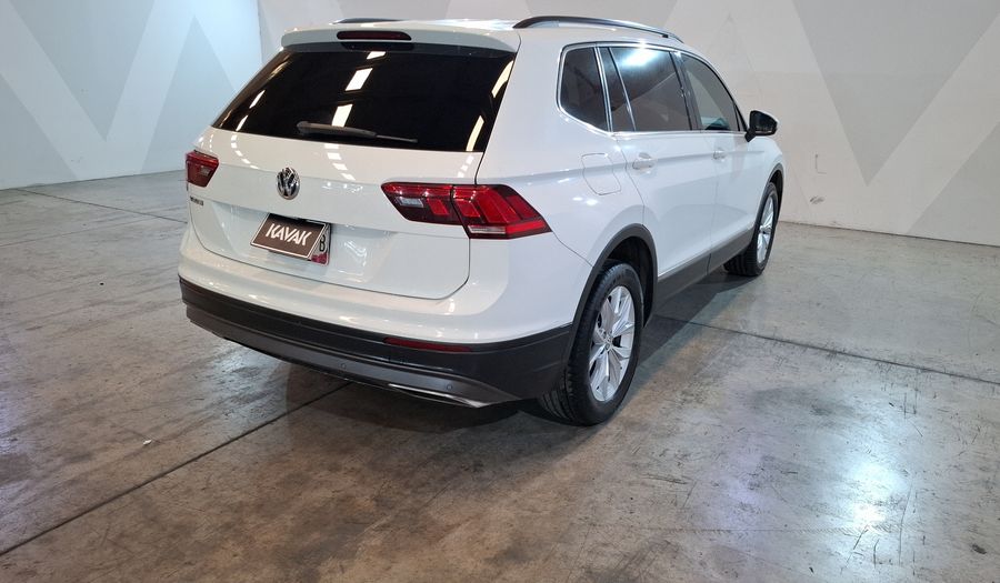 Volkswagen Tiguan 1.4 COMFORTLINE 3 FILA DCT Suv 2020
