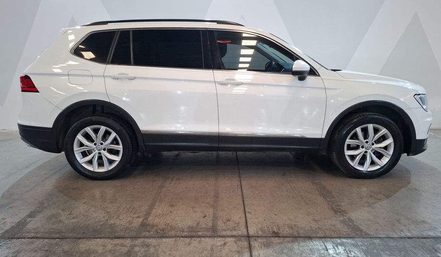 Volkswagen Tiguan 1.4 COMFORTLINE 3 FILA DCT Suv 2020