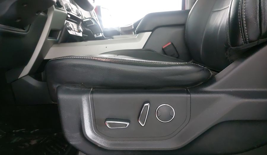 Ford Lobo 3.5 LOBO LARIAT CREW CAB 4WD AT Pickup 2017