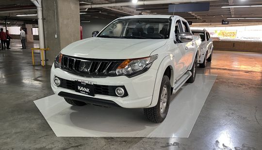 Mitsubishi • L200