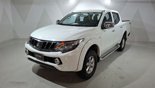 Mitsubishi • L200