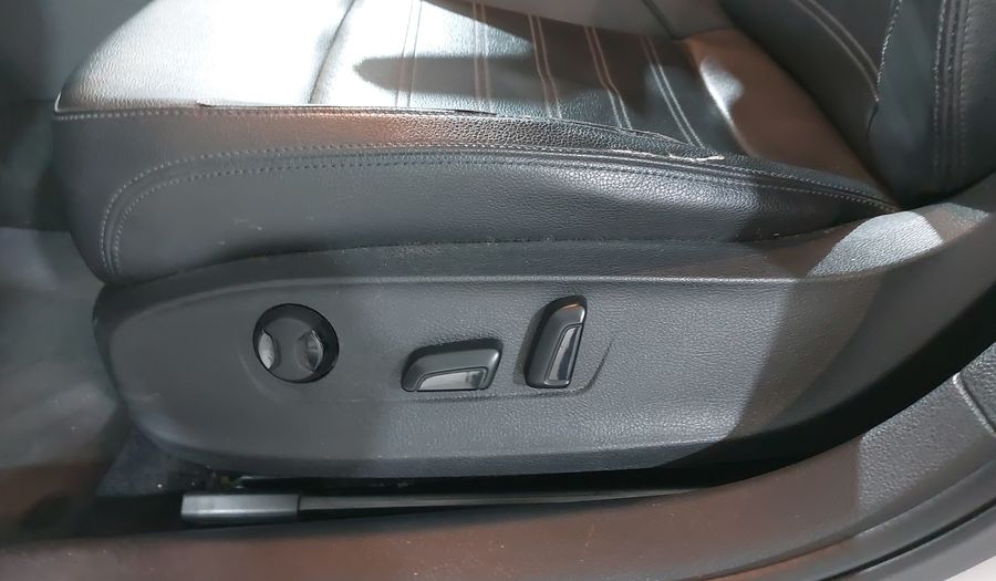 Volkswagen Passat 2.5 SPORTLINE TIPTRONIC Sedan 2015