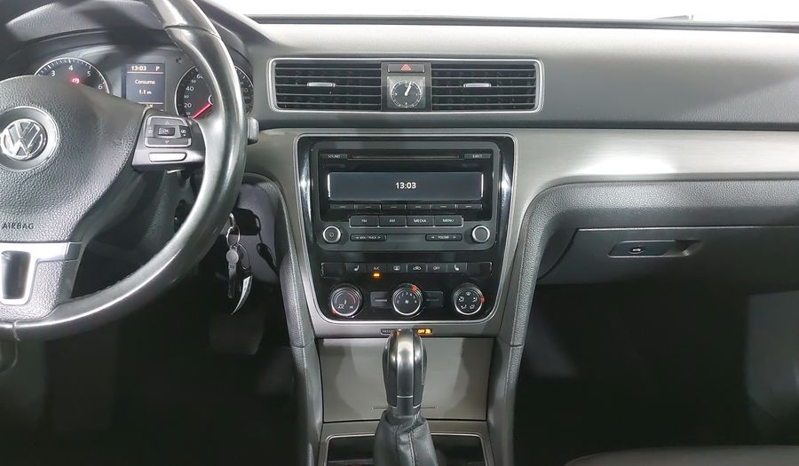 Volkswagen Passat 2.5 SPORTLINE TIPTRONIC Sedan 2015