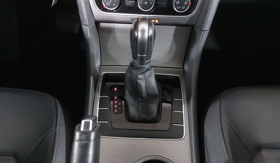 Volkswagen Passat 2.5 SPORTLINE TIPTRONIC Sedan 2015