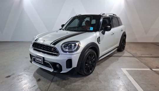 Mini • Cooper