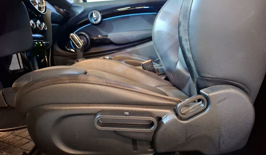 Mini Cooper BEV 33KWH COOPER SE ICONIC AUTO Hatchback 2024