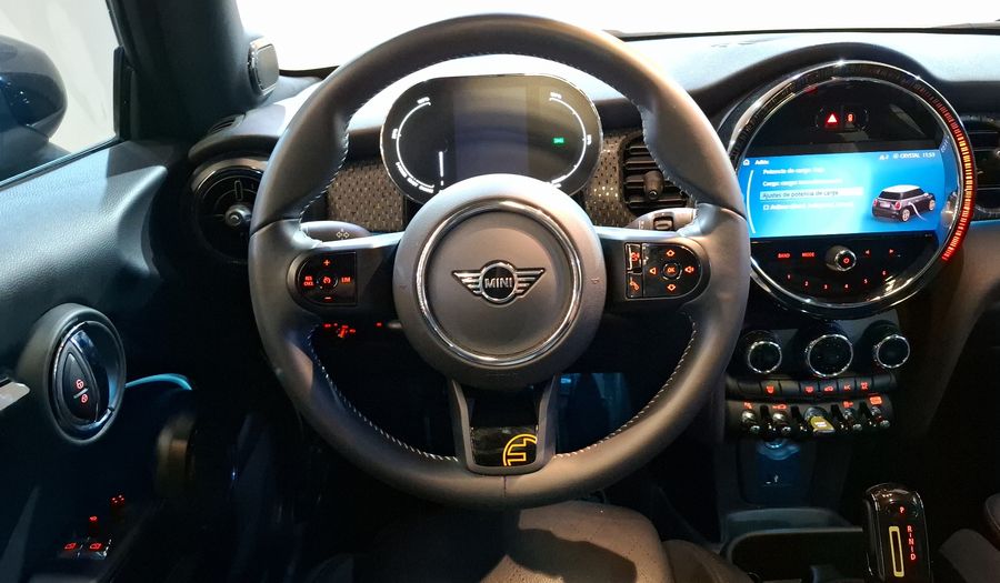Mini Cooper BEV 33KWH COOPER SE ICONIC AUTO Hatchback 2024