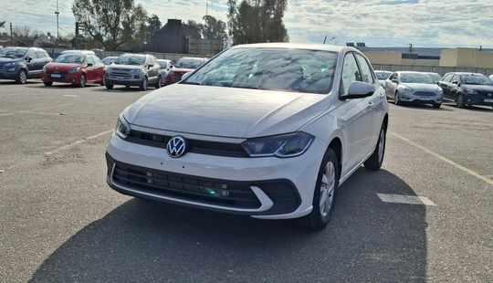 Volkswagen • Polo