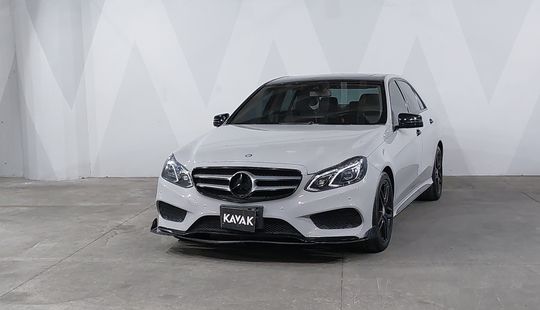 Mercedes Benz • Clase E