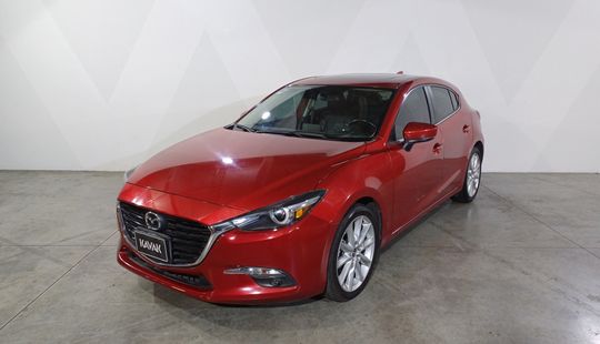 Mazda • Mazda 3