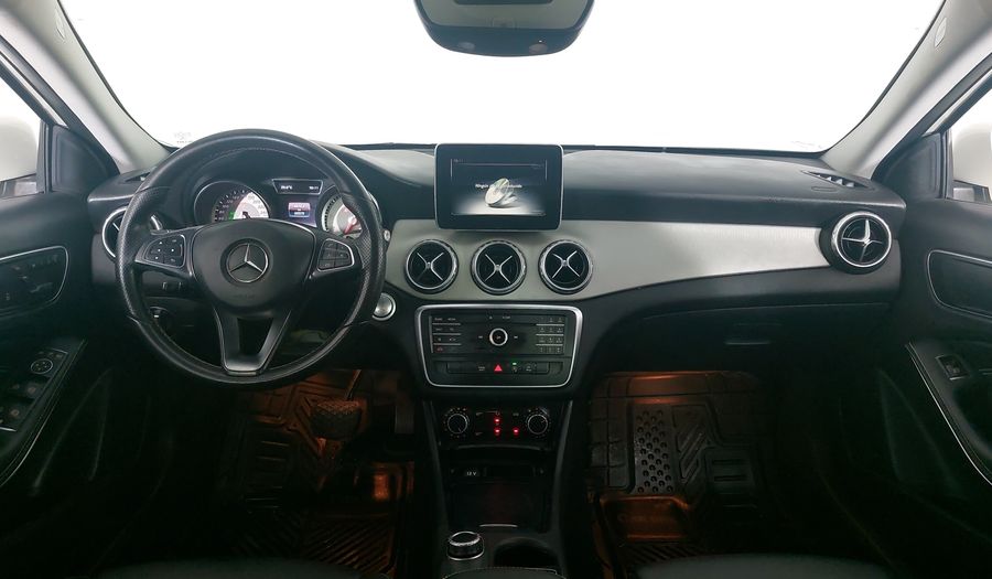 Mercedes Benz Clase Gla 1.6 GLA 200 CGI SPORT Suv 2017
