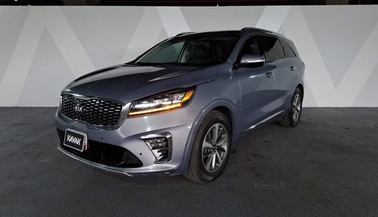 Kia • Sorento