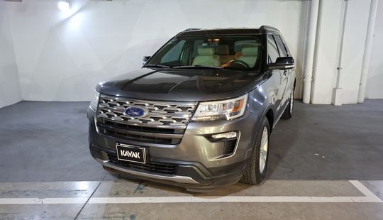 Ford • Explorer