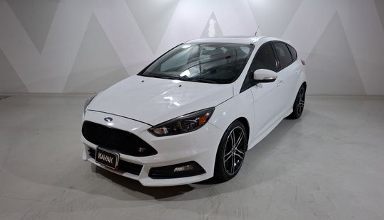 Ford • Focus