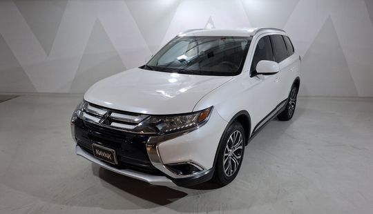 Mitsubishi • Outlander