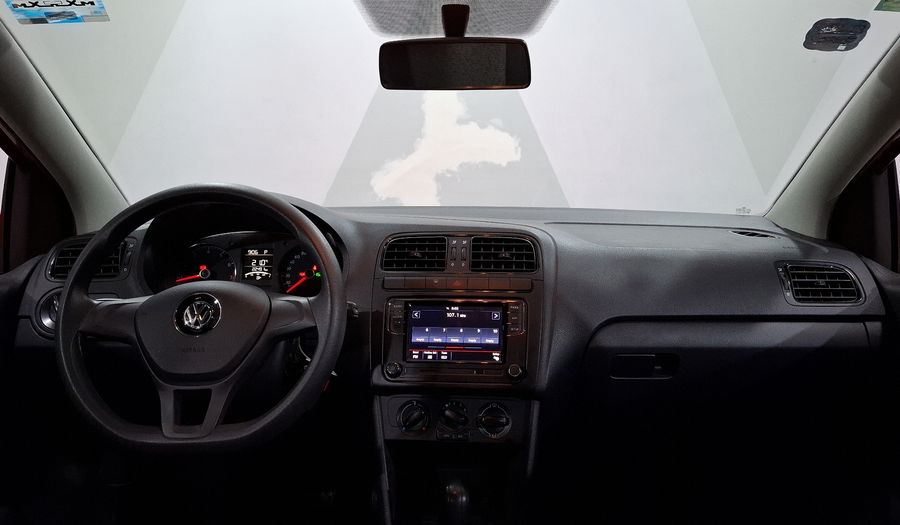Volkswagen Polo 1.6 STARTLINE AUTO Hatchback 2022