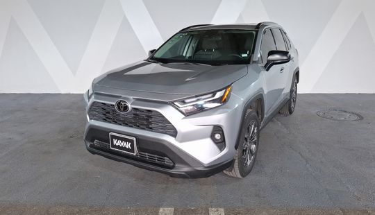 Toyota • RAV4