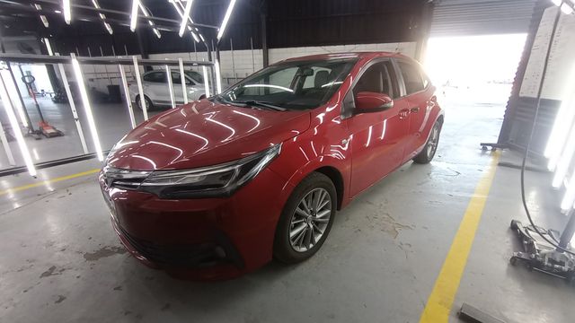 Toyota • Corolla