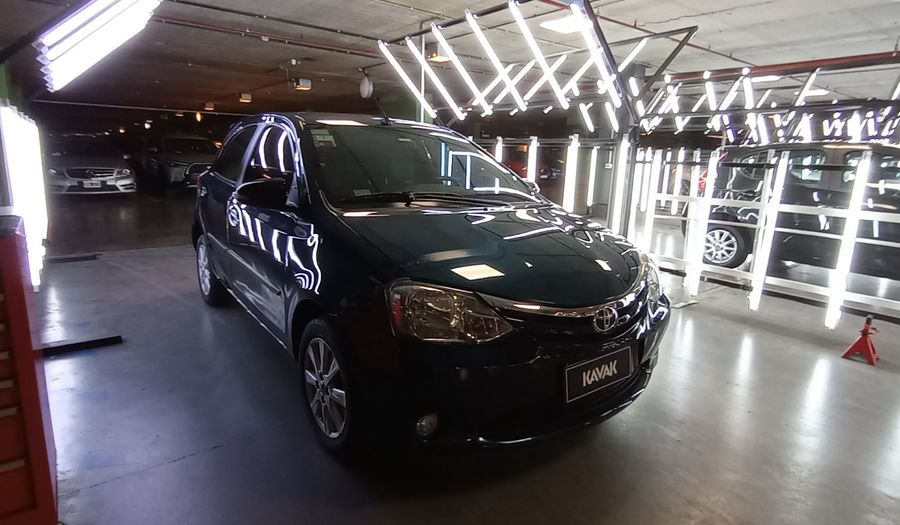 Toyota Etios 1.5 XLS Hatchback 2017