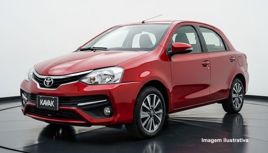 Toyota • Etios