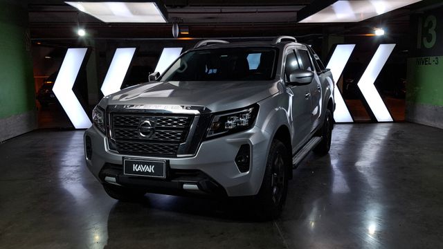 Nissan • Frontier