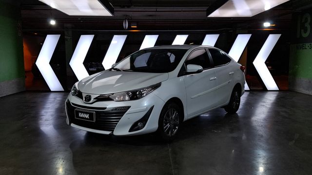 Toyota • Yaris
