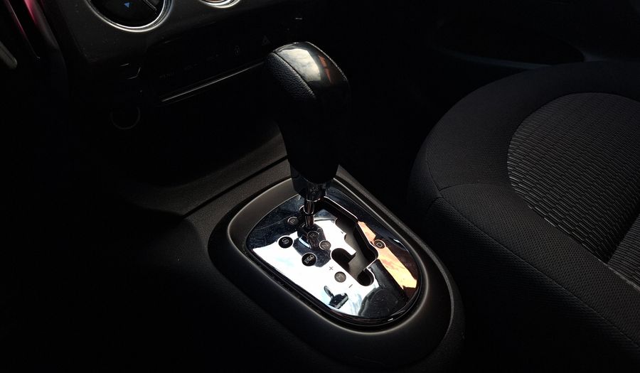 Citroen C3 1.6 FEEL AT Hatchback 2018