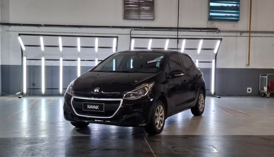 Peugeot • 208