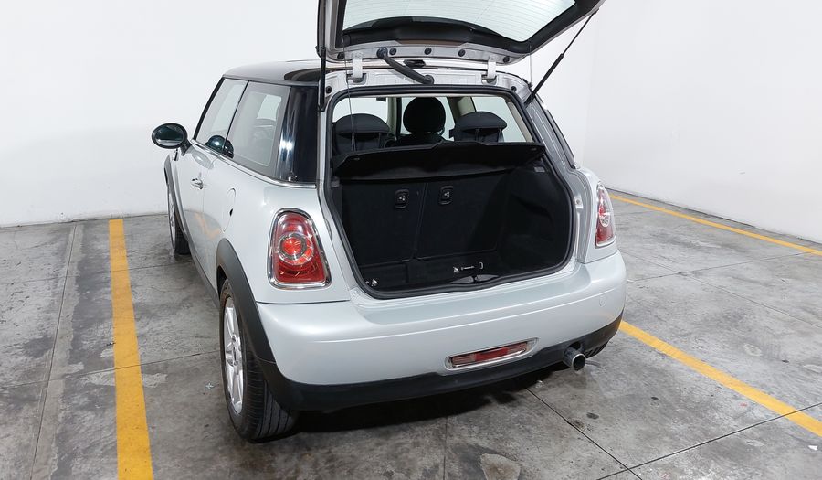 Mini Cooper 1.6 COOPER CHILI AT Hatchback 2013