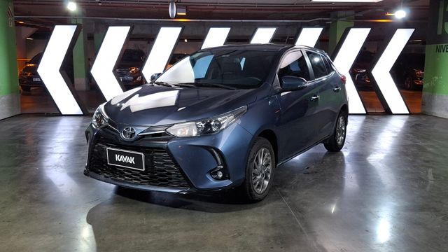 Toyota • Yaris