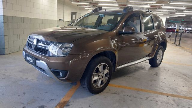 Renault • Duster