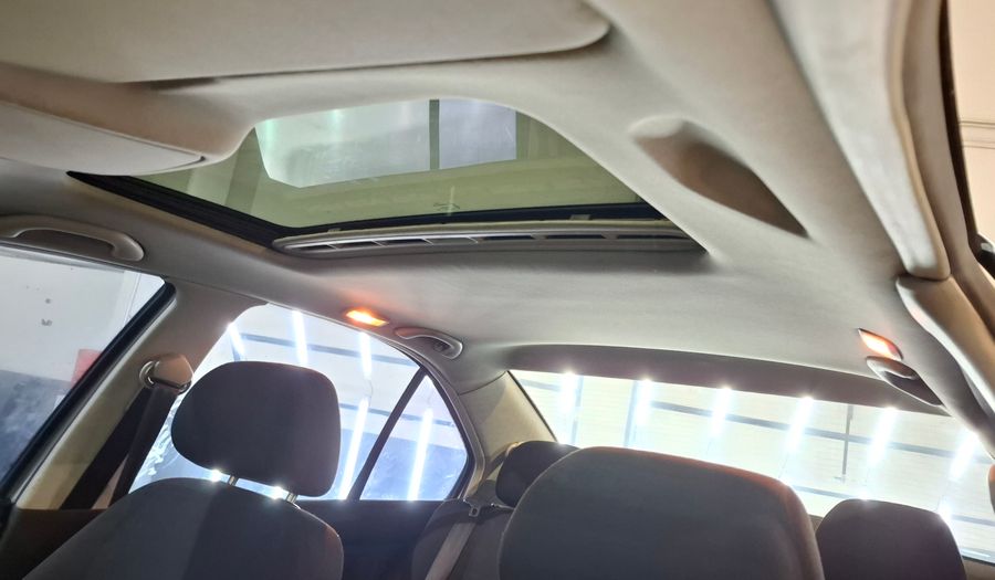 Volkswagen Bora 2.0 TRENDLINE Sedan 2013