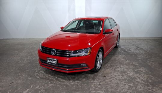 Volkswagen • Jetta
